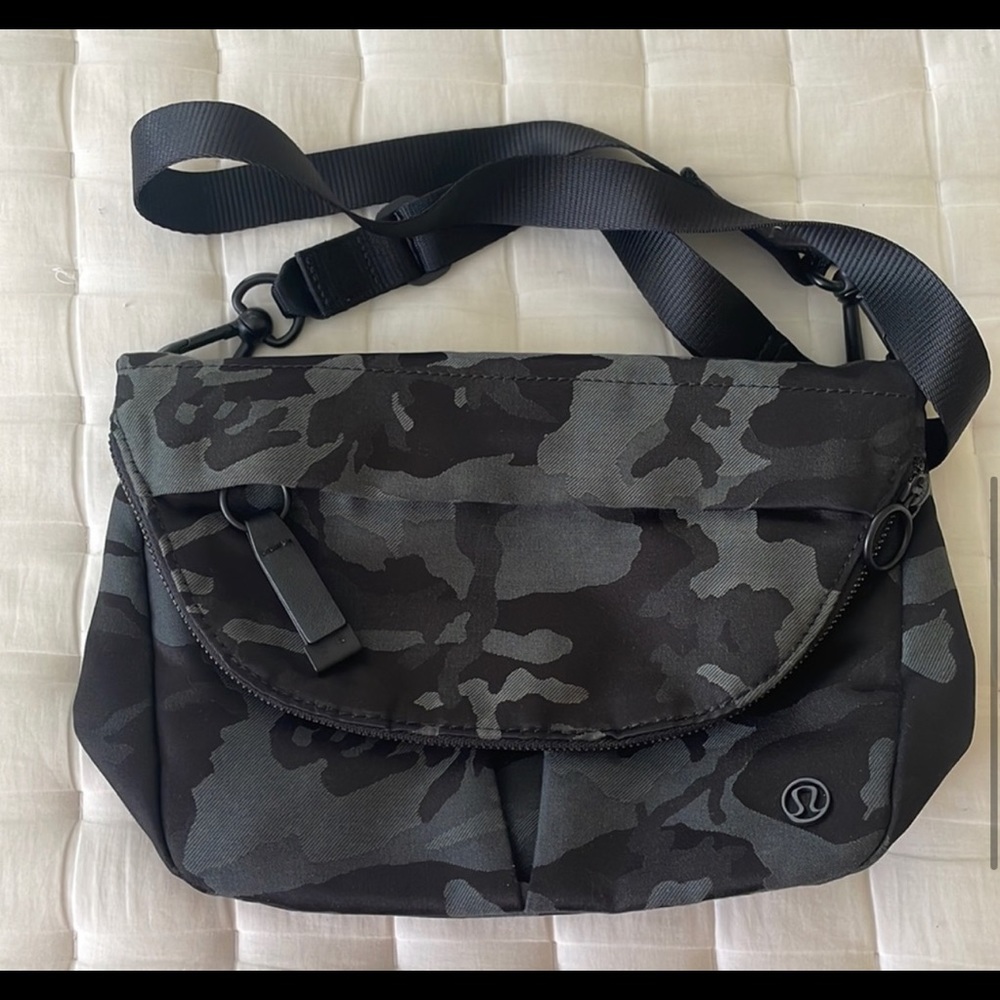 Brand New With Tags Lululemon All Night Festive Bag